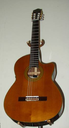 Yamaha Spanish (nylon-string) guitar